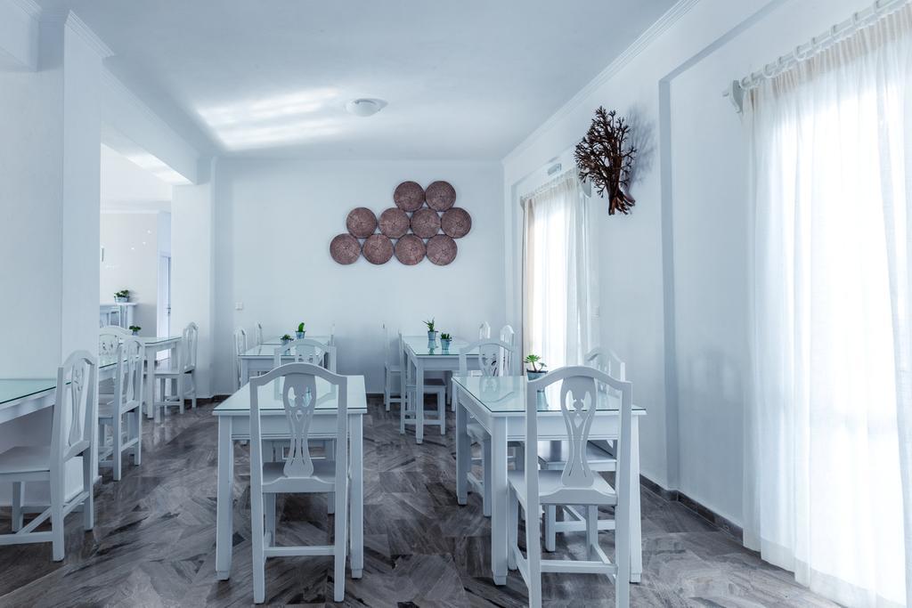 Selini Ηotel Kamari  Bagian luar foto