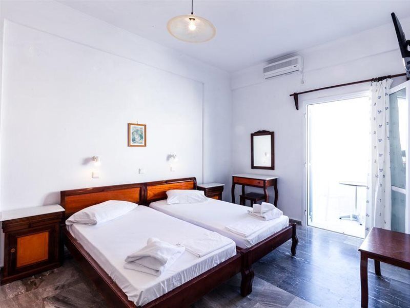 Selini Ηotel Kamari  Bagian luar foto